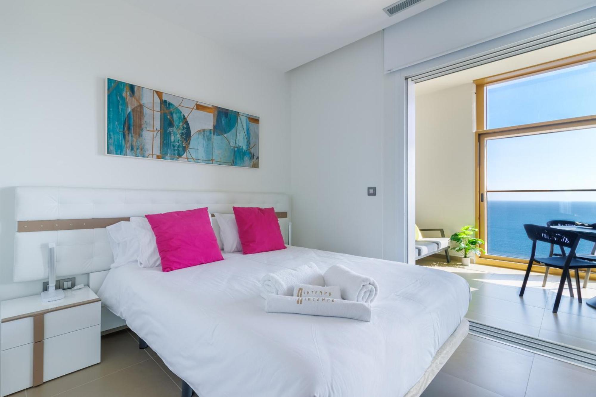 Intempo By Holuxe - 216 - 21St Floor Apartment Бенидорм Екстериор снимка